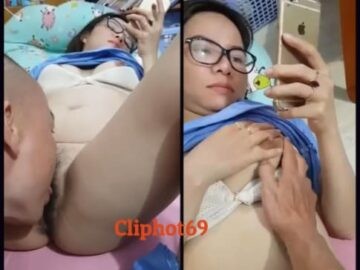 tự quay bú lồn vợ dâm đang xem sex